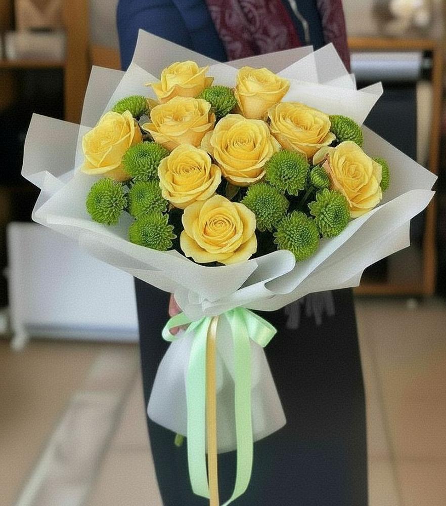 Букет цветов из: Хризантемы и Розы в Александровской Кадардино-Балкарской Республики