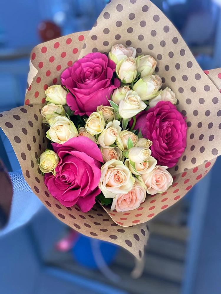 Букет цветов из: Розы в Александровской Кадардино-Балкарской Республики