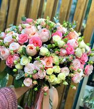 Букет цветов из:  Розы #REPLACE_PRED# Александровской Кадардино-Балкарской Республики