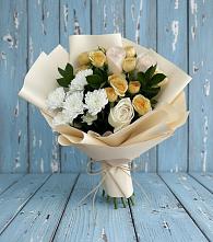 Букет цветов из:  Розы и Хризантемы в Александровской Кадардино-Балкарской Республики