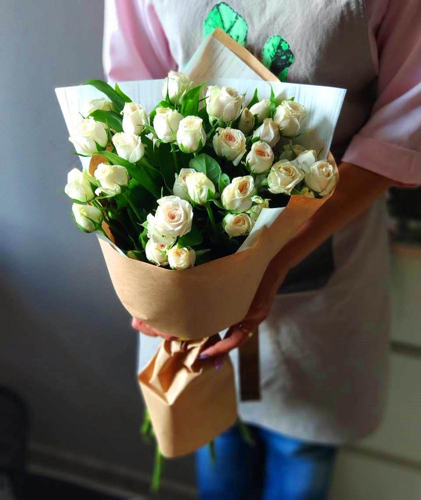 Букет цветов из: Розы в Александровской Кадардино-Балкарской Республики
