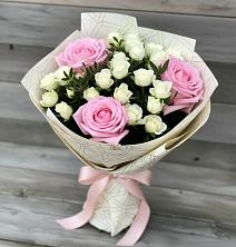 Букет цветов из:  Розы в Александровской Кадардино-Балкарской Республики