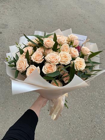 Букет Кремовые розы Латте в Александровской Кадардино-Балкарской Республики