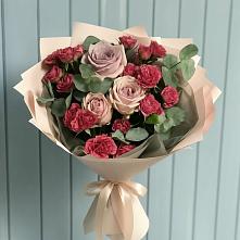 Букет цветов из:  Гвоздики и Розы в Александровской Кадардино-Балкарской Республики