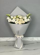 Букет цветов из:  Розы и Лизиантусы в Александровской Кадардино-Балкарской Республики